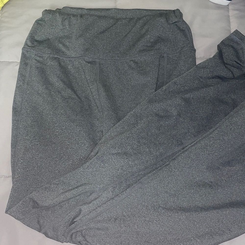 Grey yoga pants